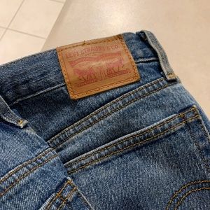 Levi’s jeans